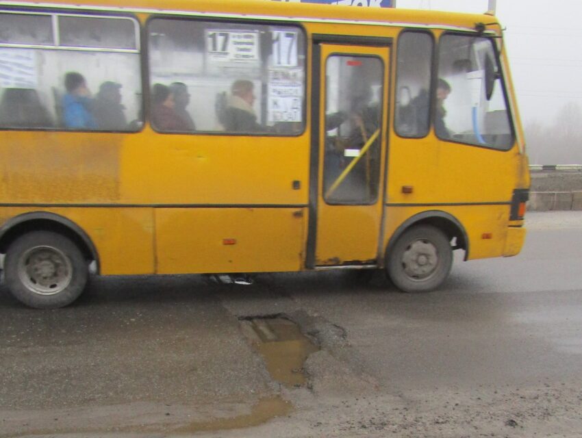 Транспортні новини Ка’мянського: автобуси в лізинг та перегляд маршрутної мережі