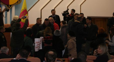 Про ефект та ефективність публікацій в ЗМІ