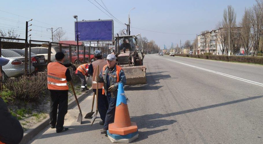Початок агітації другого туру, тотальне прибирання, бібліотека під загрозою виселення та гвардійський рекрутинг в Кам’янському