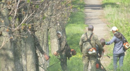 Кому заважають урни, обстріл трамваю, смерть екс-директора КАТП та чергове падіння оленяти в Кам’янському