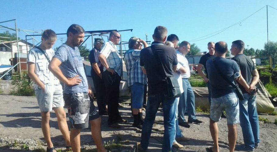 Долю човнярської станції та спортклубу ДМК обговорювали мешканці Кам’янського