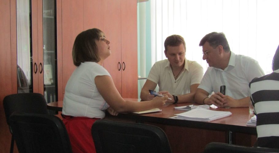 Чим смердить каналізація на околиці Кам’янського?