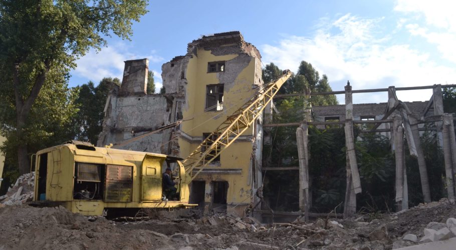 Демонтаж гуртожитків та педофілічний скандал у Кам’янському