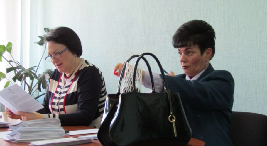 Суперечки депутатів з посадовцями навколо адмінреформи в Кам’янському