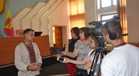 Менше 30 хвилин тривала позачергова сесія міськради Кам’янського