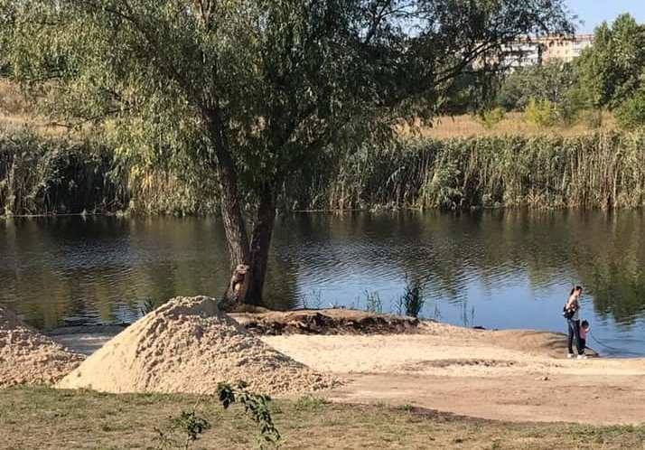 Оновлення лівобережного парку в Кам’янському: новий пляж та нова риба