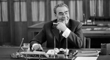 Книжку про доброго, але надто вразливого генсека Брежнєва, показала автор в Кам’янському