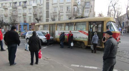 Аварії , проблеми уніатів і допомога іноземним в’язням у Кам’янському