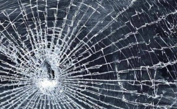 На скандальній «стоянці» в Кам’янському хтось пошкодив автомобілі
