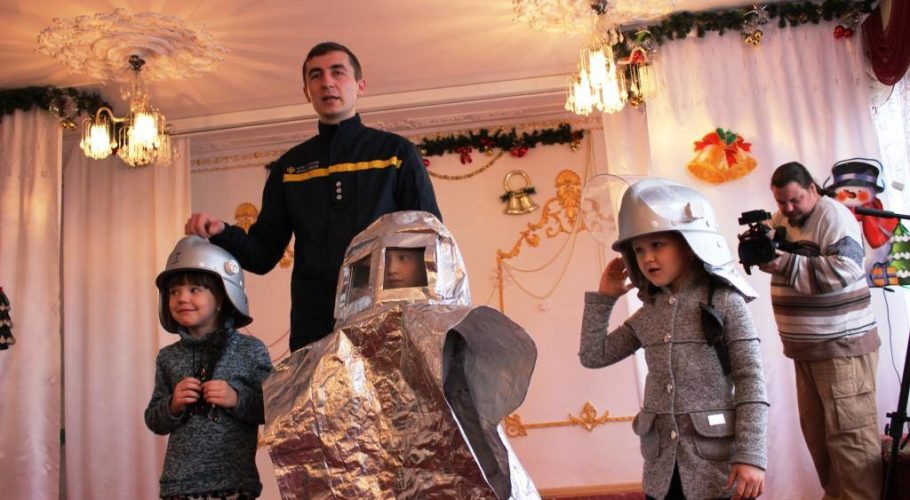Рятувальники перевірять пожежну безпеку в учбових закладах Кам’янського