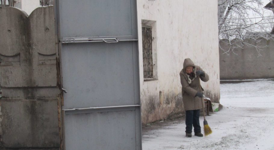 Нові органи влади та благоустрій пришкільних територій по-новому в Кам’янському