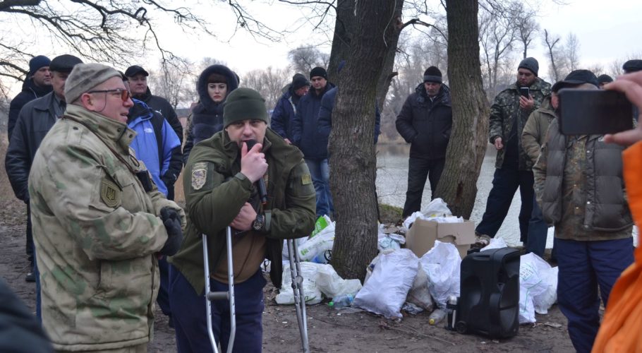 Конфлікт навколо рибалки в Кам’янському: заборона лишилась в силі