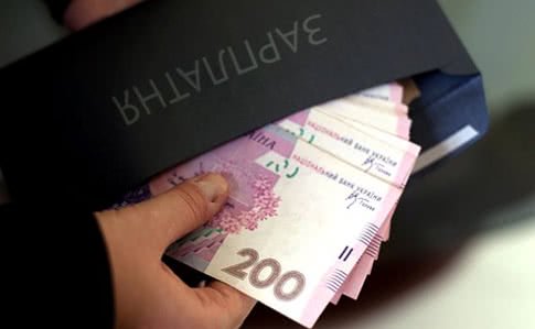 Кам’янчани обурені статистикою щодо середніх зарплат у місті