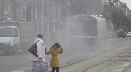 Боротьба з курявою, сміттям та водою в Кам’янському