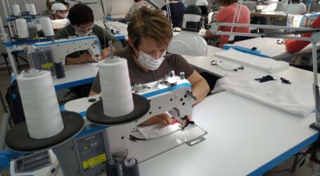 Для газовиків Дніпропетровщини екстренно шиють захисні маски