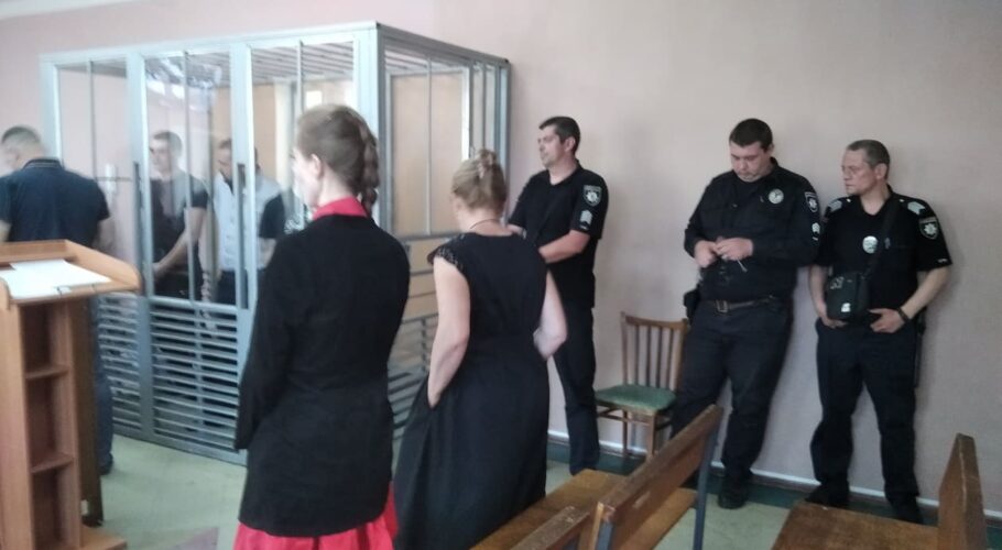 Справа про розбій та вбивство поблизу Кам’янського: суд допитав потерпілих
