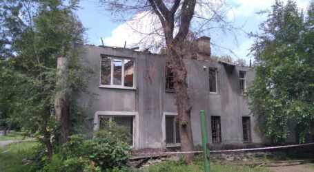 Згорілий будинок в Кам’янському: мешканці висувають версії