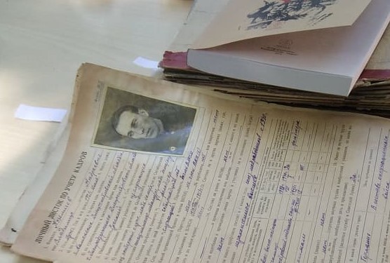 З архівом 1-ої міської лікарні знайомились краєзнавці в Кам’янському