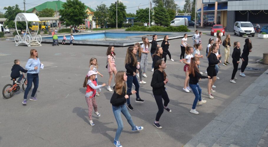 Затримання ґвалтівника дітей та фітнес-уікенд в Кам’янському