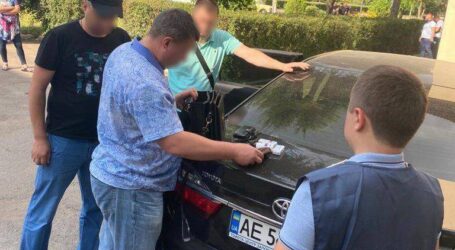 Цілого полковника поліції підозрюють у хабарництві в Кам’янському