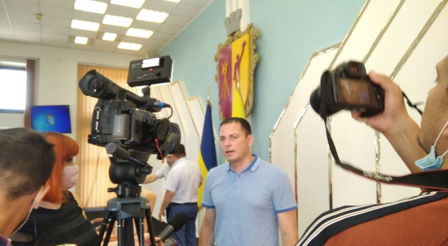 Порядок акредитації ЗМІ та журналістів готується прийняти міськрада Кам’янського