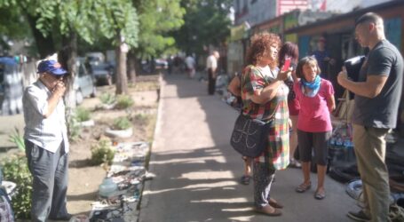 Підприємці зі «стихійки» на Тагільській сперечаються з комунальниками про те, хто в Кам’янському влада