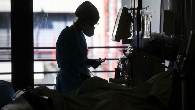 Новые назначения в горздраве и ситуация с лечением больных на ковид в Каменском