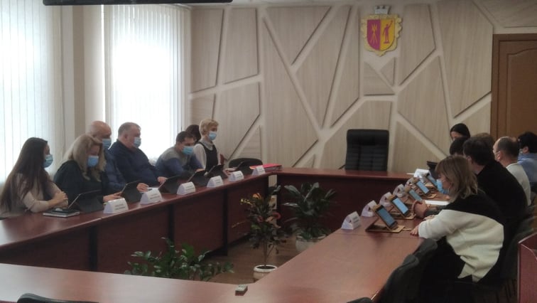 Новообрані члени міськвиконкому Кам’янського вчились керувати містом