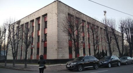 Посади та зарплатню призначила Кам’янська районна рада