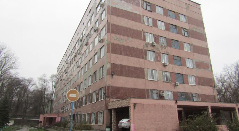 Оптимізація медичних закладів в Кам’янському: депутати та лікарі визнають її необхідність