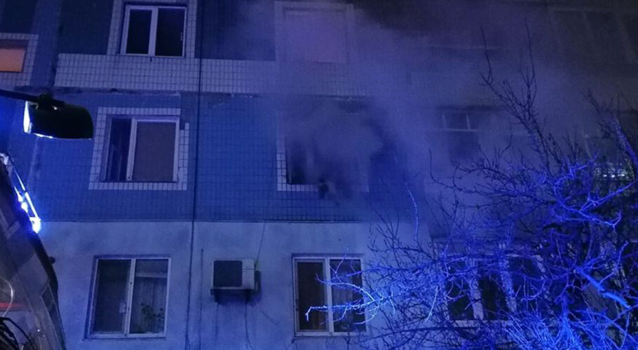 На лівобережжі Кам’янського горіла квартира