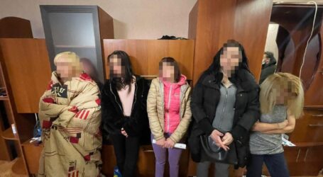 На Дніпропетровщині правоохоронці припинили роботу борделя