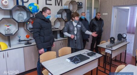 У Кам’янському ліцеї НІТ № 2 відкрилася STEM-лабораторія