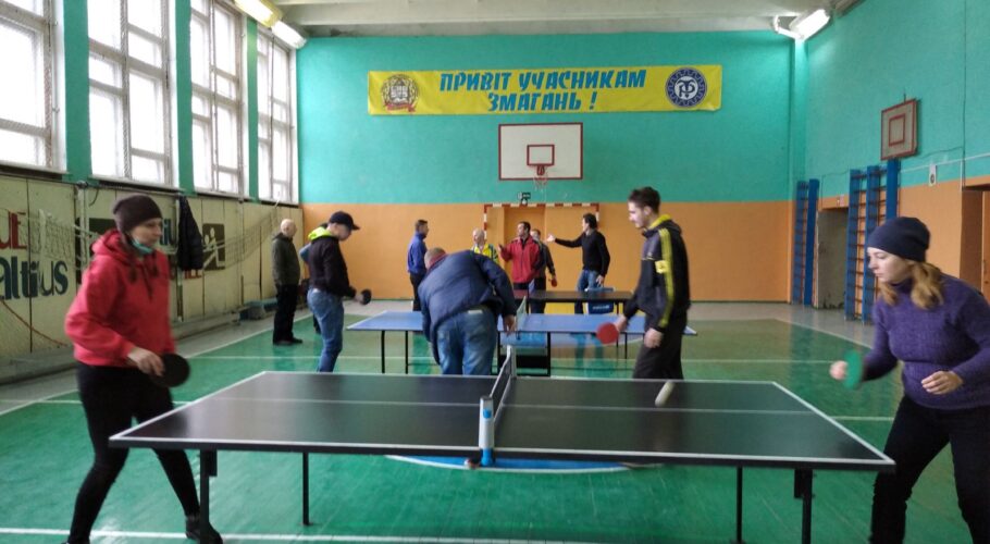 У Кам’янському відбувся чемпіонат області з настільного тенісу та дартсу серед спортсменів з ураженням слуху