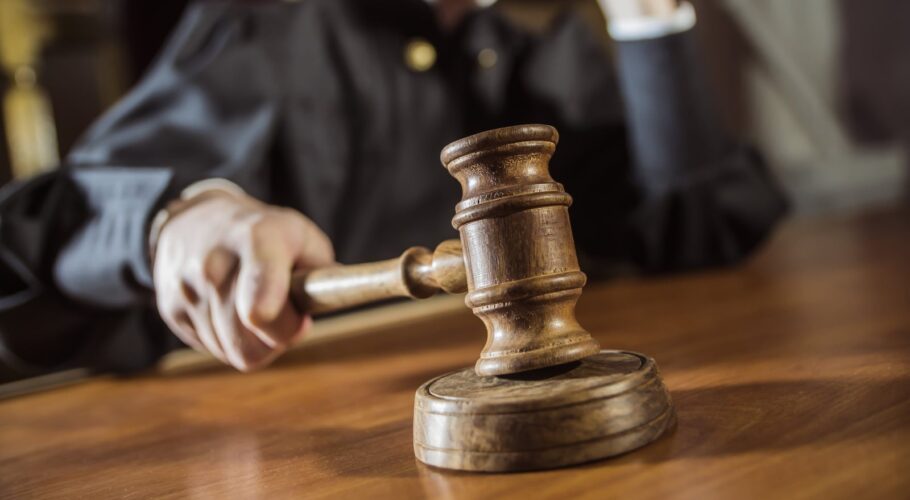 У Кам’янському засудили чоловіка за розкрадання ліфтів