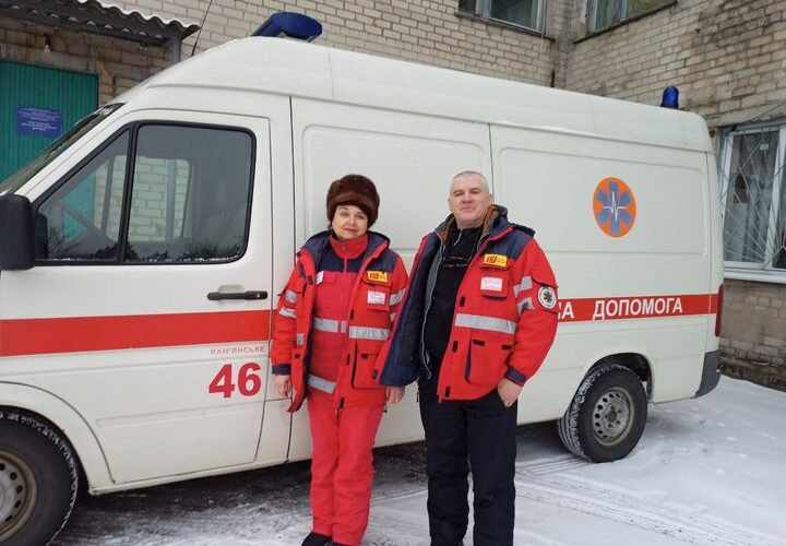 Фельдшер Кам’янської швидкої допомоги прийняла пологи прямо в автомобілі