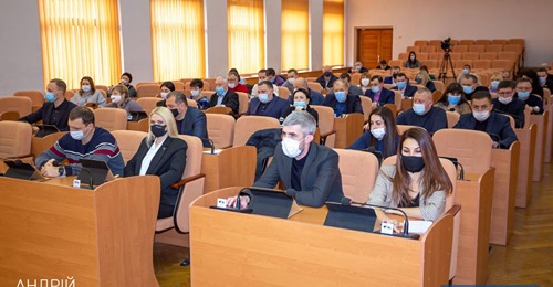 Депутатів Кам’янського закріплять за округами: де знайти свого