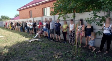 На Дніпропетровщині під виглядом реабілітаційного центру вербували людей у рабство