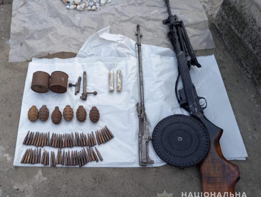 На Дніпропетровщині чоловік у себе вдома зберігав боєприпаси часів Другої світової війни