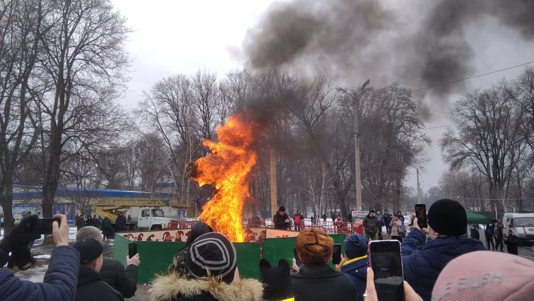 Хіміки відсвяткували Масляну в Кам’янському
