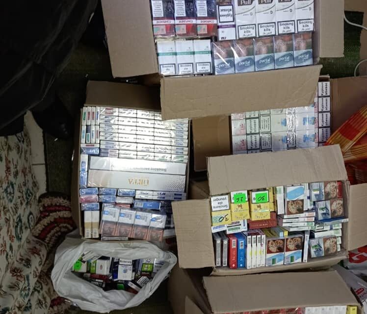 У Кам’янському поліцейські вилучили контрафактні цигарки