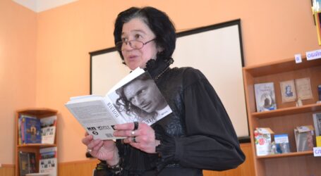 Поезія – красиве та корисне: День поезії відзначили в Кам’янському