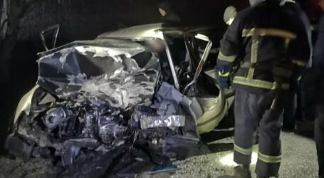 Під Кам’янським зіткнулися два легковики