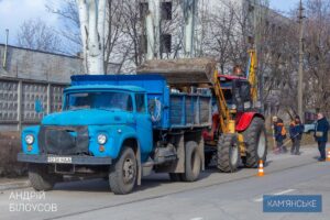 Кам'янське прибирають після осінньо-зимового періоду - ФОТО