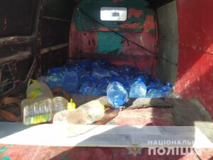 На Дніпропетровщині правоохоронці вилучили контрафактний алкоголь та цигарки - ФОТО