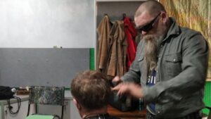 чоловічі зачіски