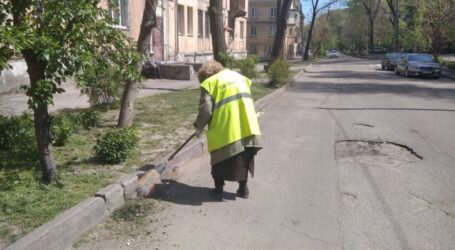 У Кам’янському оголошено місячник із благоустрою