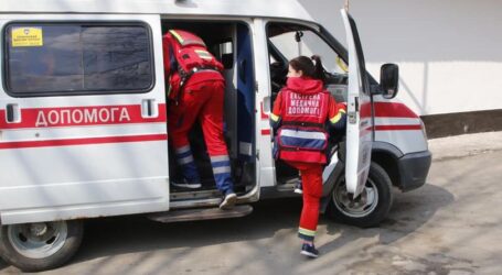 Медичні працівники Дніпропетровщини отримали матеріальну допомогу