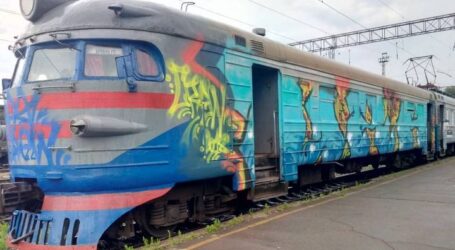 На Дніпропетровщині вандали псують електрички