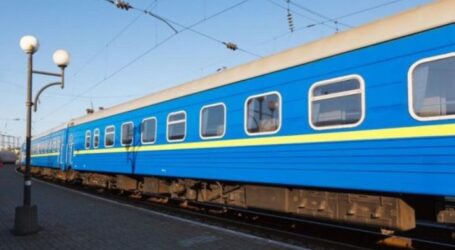 Укрзалізниця збільшила кількість поїздів на великодні та травневі свята